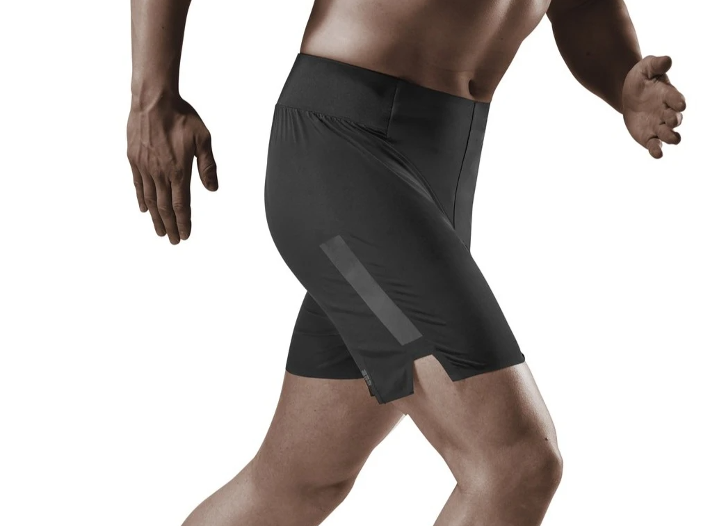 Men's CEP Loose Fit Shorts. Black. Lateral view.