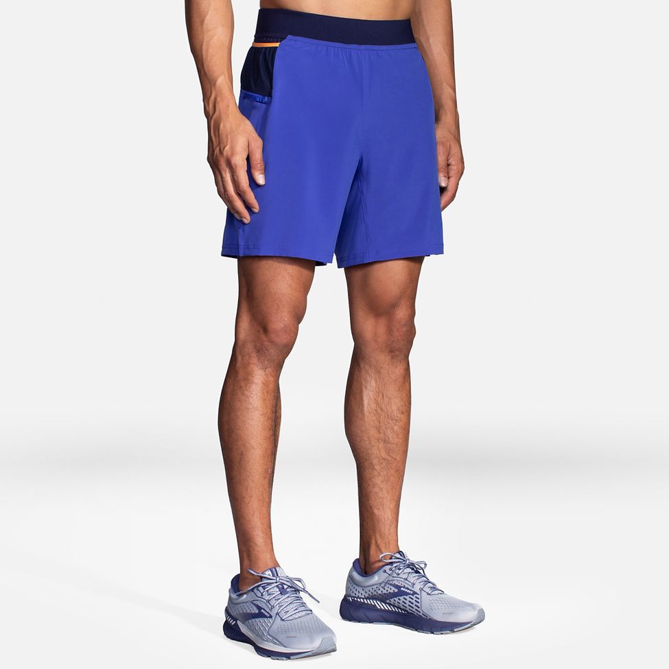Men's Brooks Sherpa 7" 2-in-1 Shorts. Blue. Front/Lateral view.