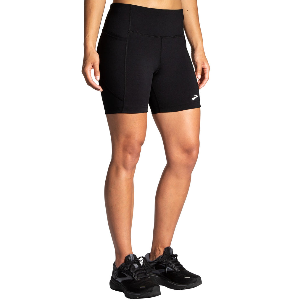 Women's Brooks Moment 5" Short Tights. Black. Front/Lateral view.
