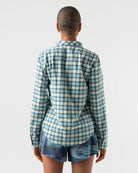Women's rabbit High Country Flannel. Multicolored. Rear view.