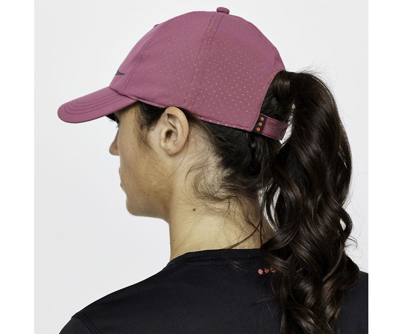 Unisex Saucony Outpace Petite Hat. Dark Pink. Rear/Lateral view.