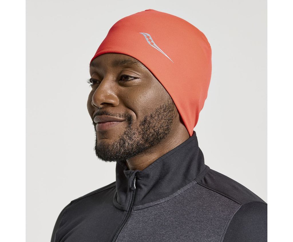 Unisex Saucony Solstice Beanie. Red. Front/Lateral view.