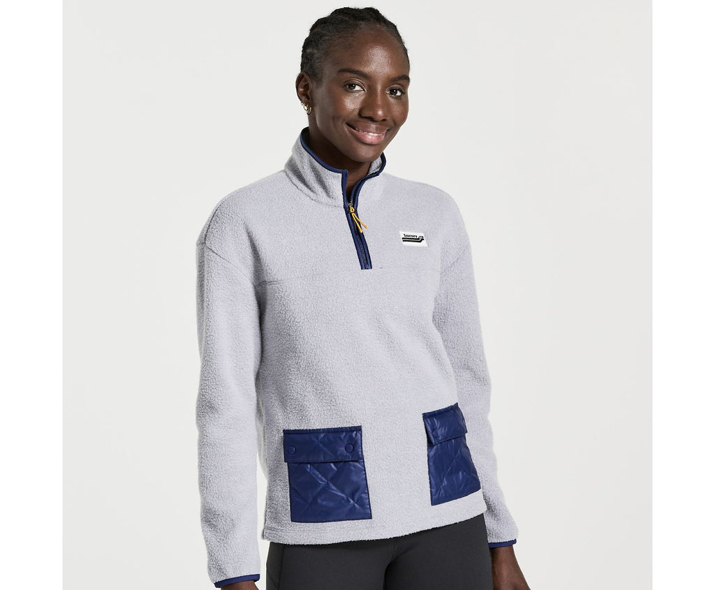 Women's Saucony Rested Sherpa 1/4 Zip. Grey. Front view.