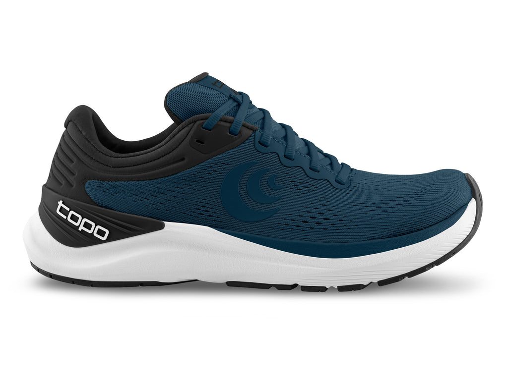 Men's Topo Athletic Ultrafly 4. Navy upper. White midsole. Lateral view.