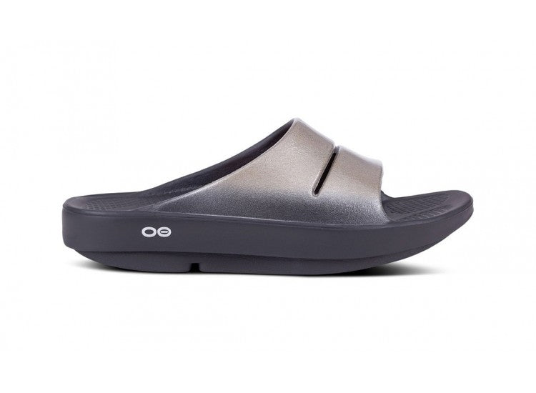OOFOS OOriginal Sandal - absorbs 37% more impact